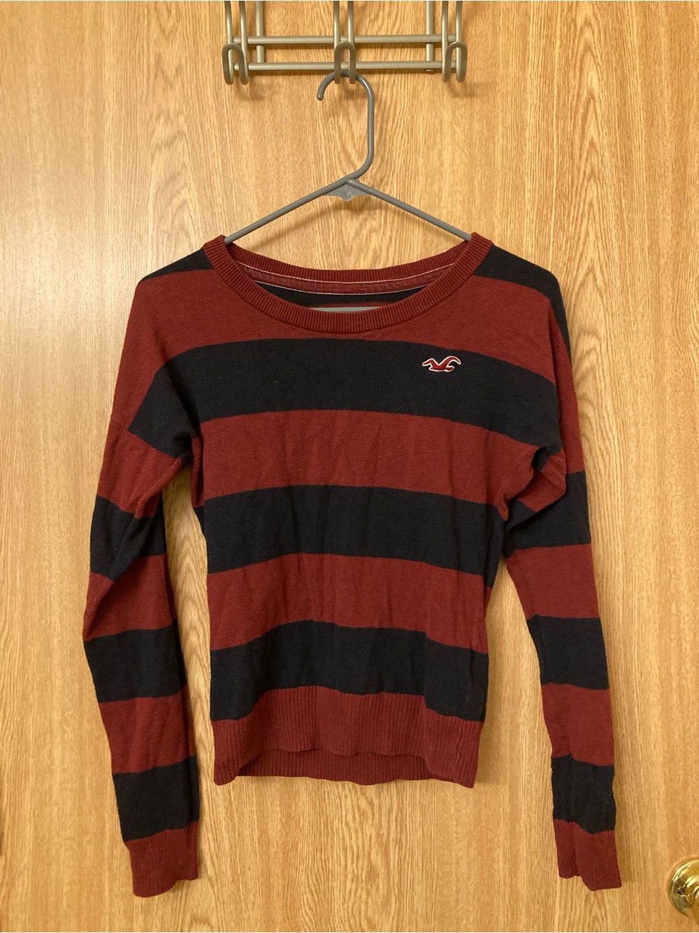 Hollister Women's Maroon and Black Wide-Stripe Long Sleeve Top